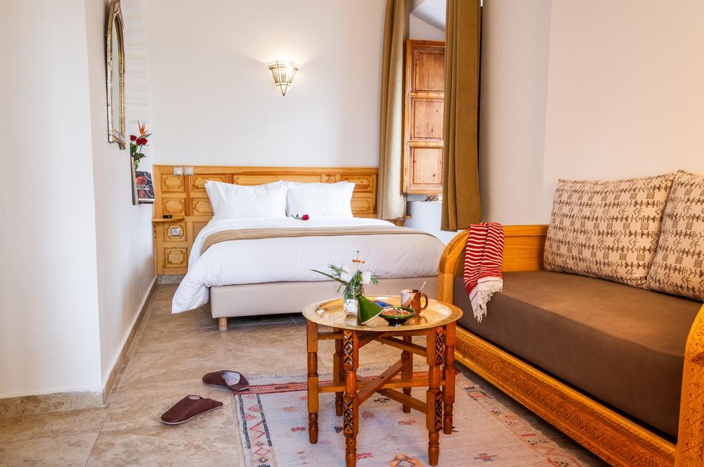 Riad Sougtani Tazrou Εξωτερικό φωτογραφία
