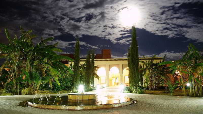 Riad Sougtani Tazrou Εξωτερικό φωτογραφία